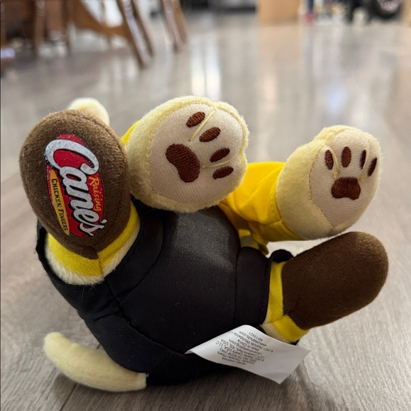 limited-edition Raising Cane's Peanuts Charlie Brown Plush Puppy - Picture 3 of 6